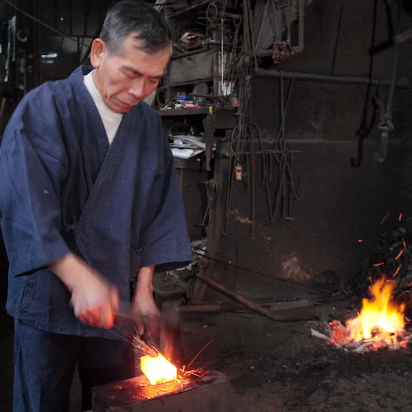 鍛冶工房弘光の紹介ページができました。